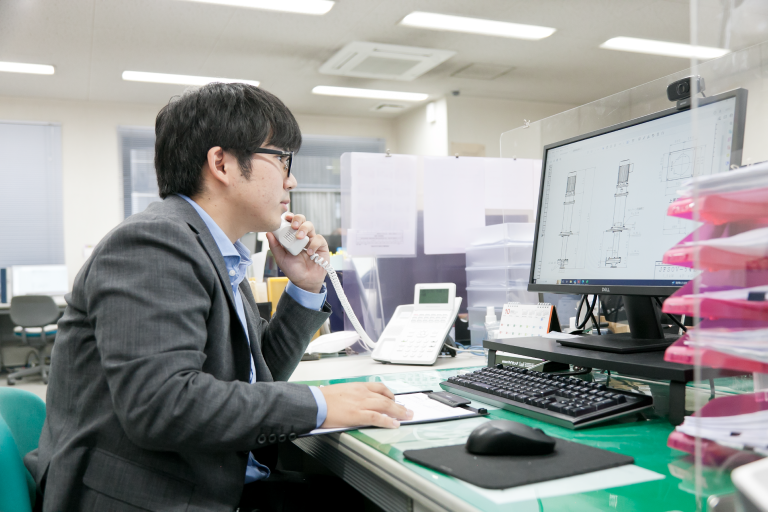 他社の製品型式から弊社の相当品機種を選定